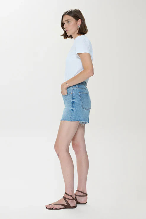 Kennedy Short in Escape
