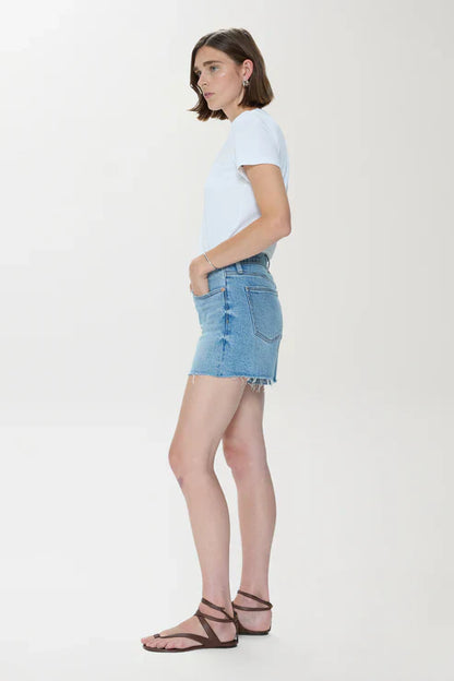 Kennedy Short in Escape
