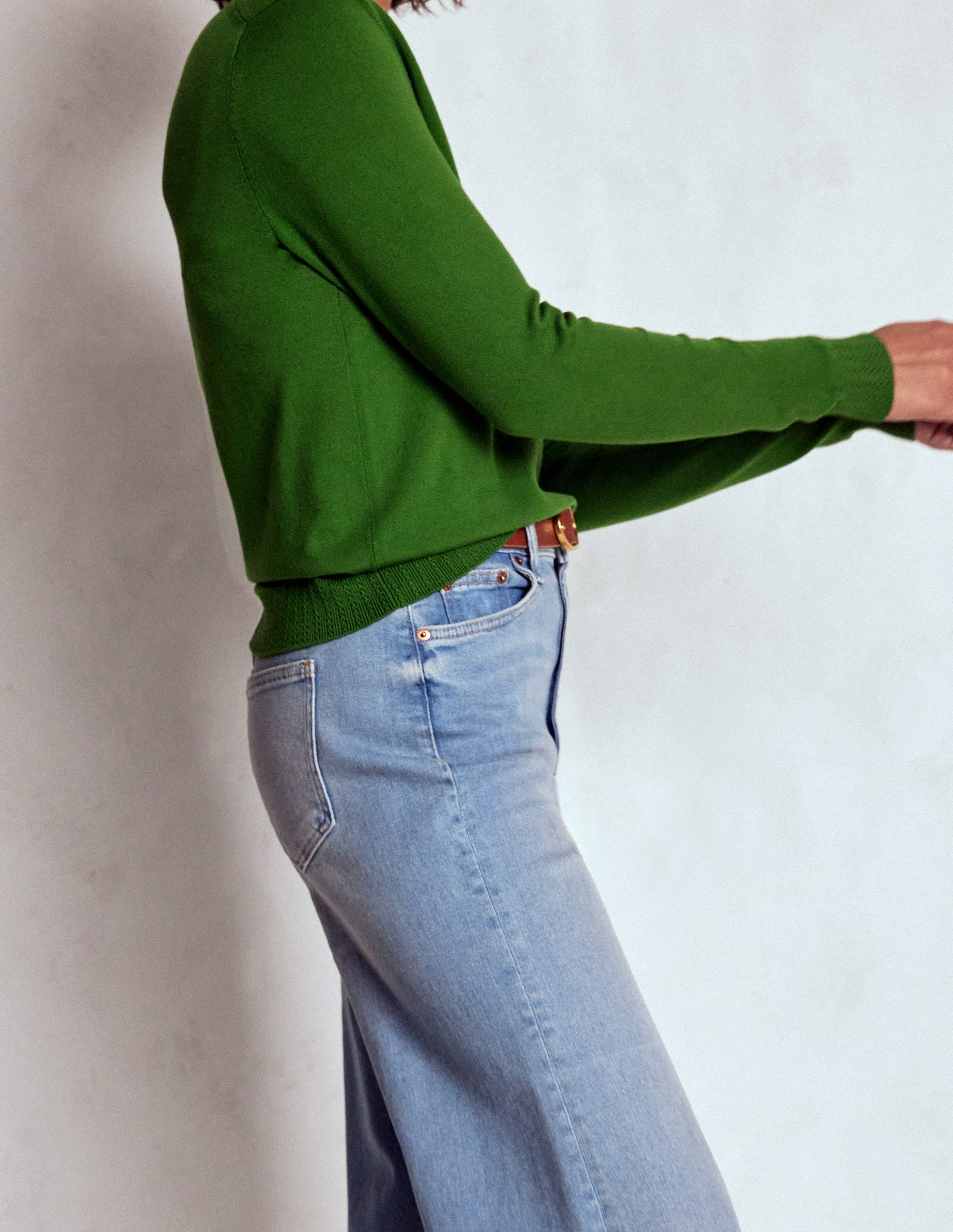 Emilia Cotton V Neck Sweater-Promenade Green