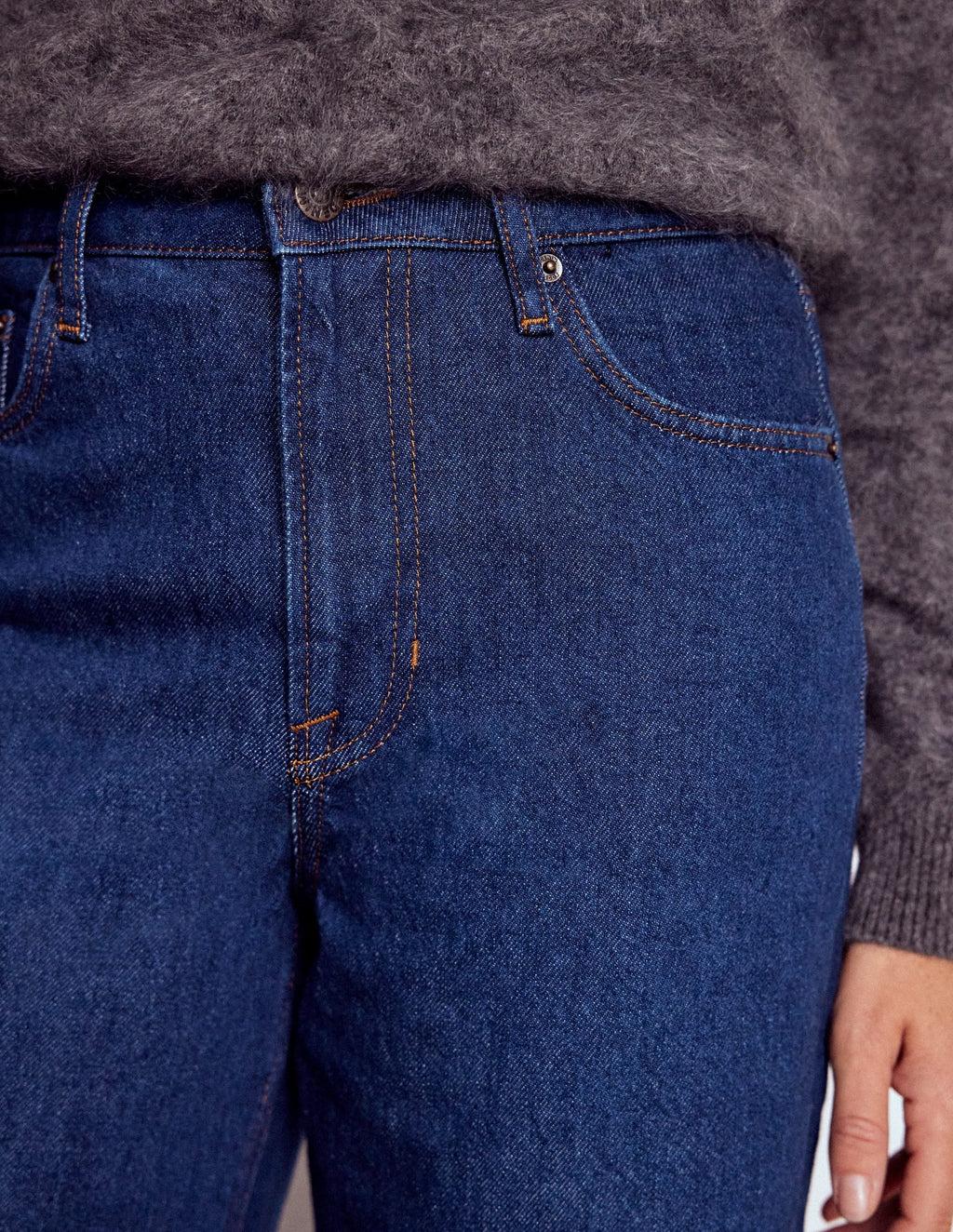 Mid Rise Relaxed Jeans-Indigo