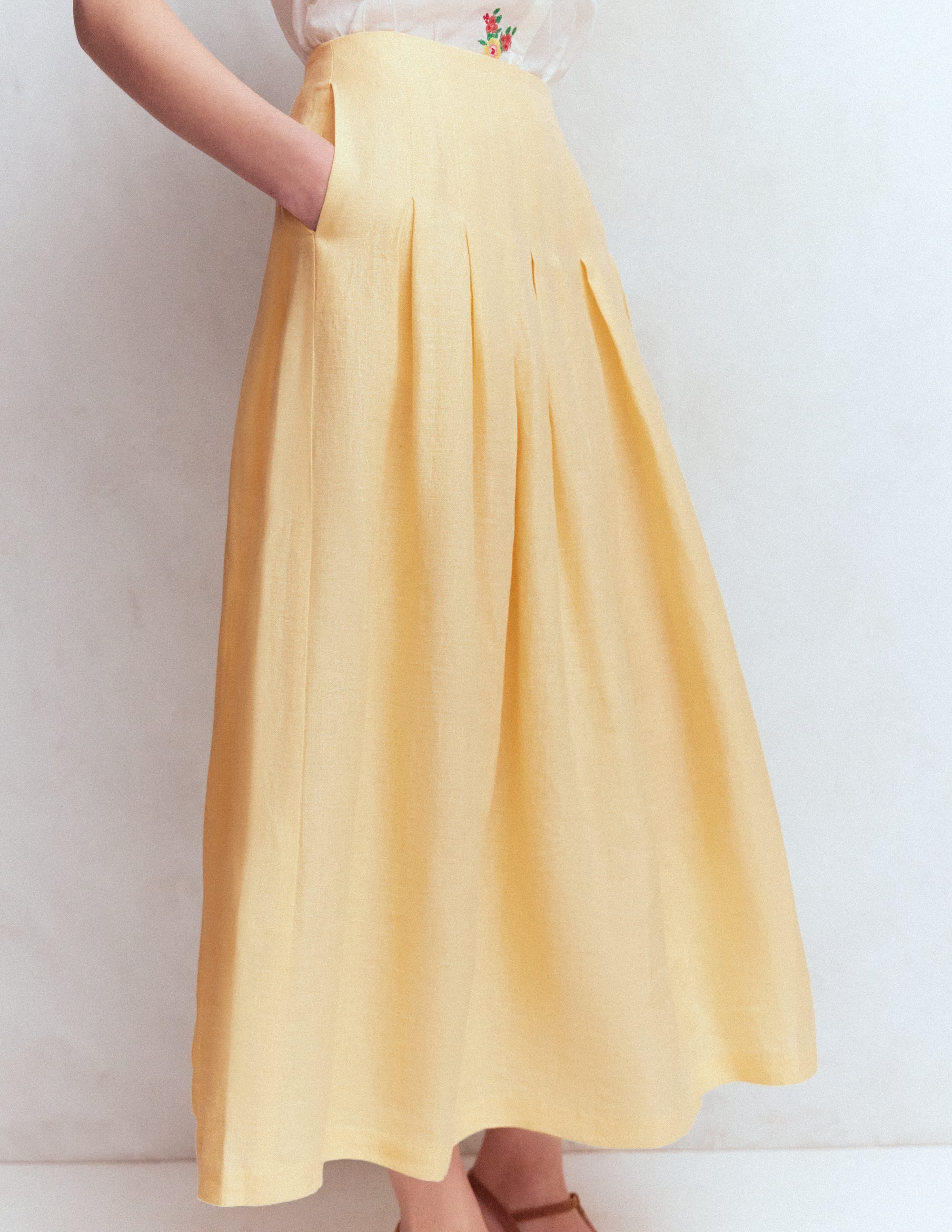Valentina Linen Skirt-Buttercream