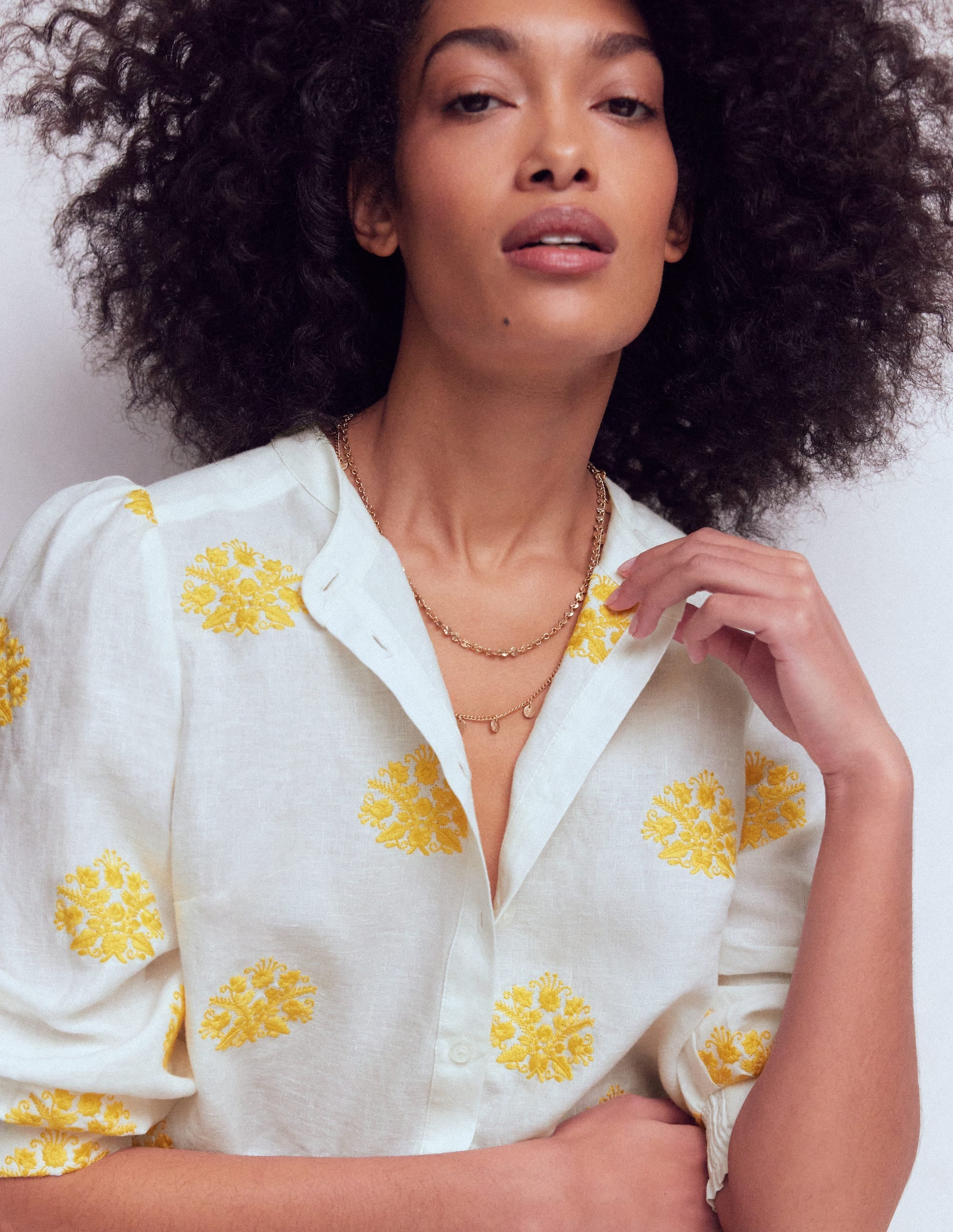 Hammered Disk Layered Necklace-Gold Colour
