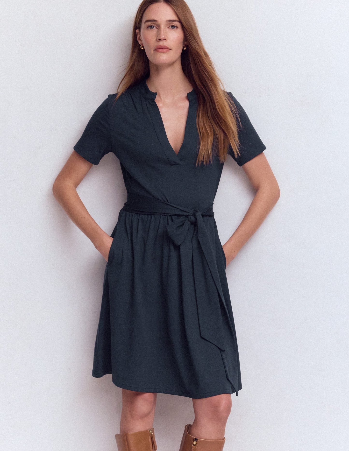 Daisy Flippy Jersey Dress-Navy