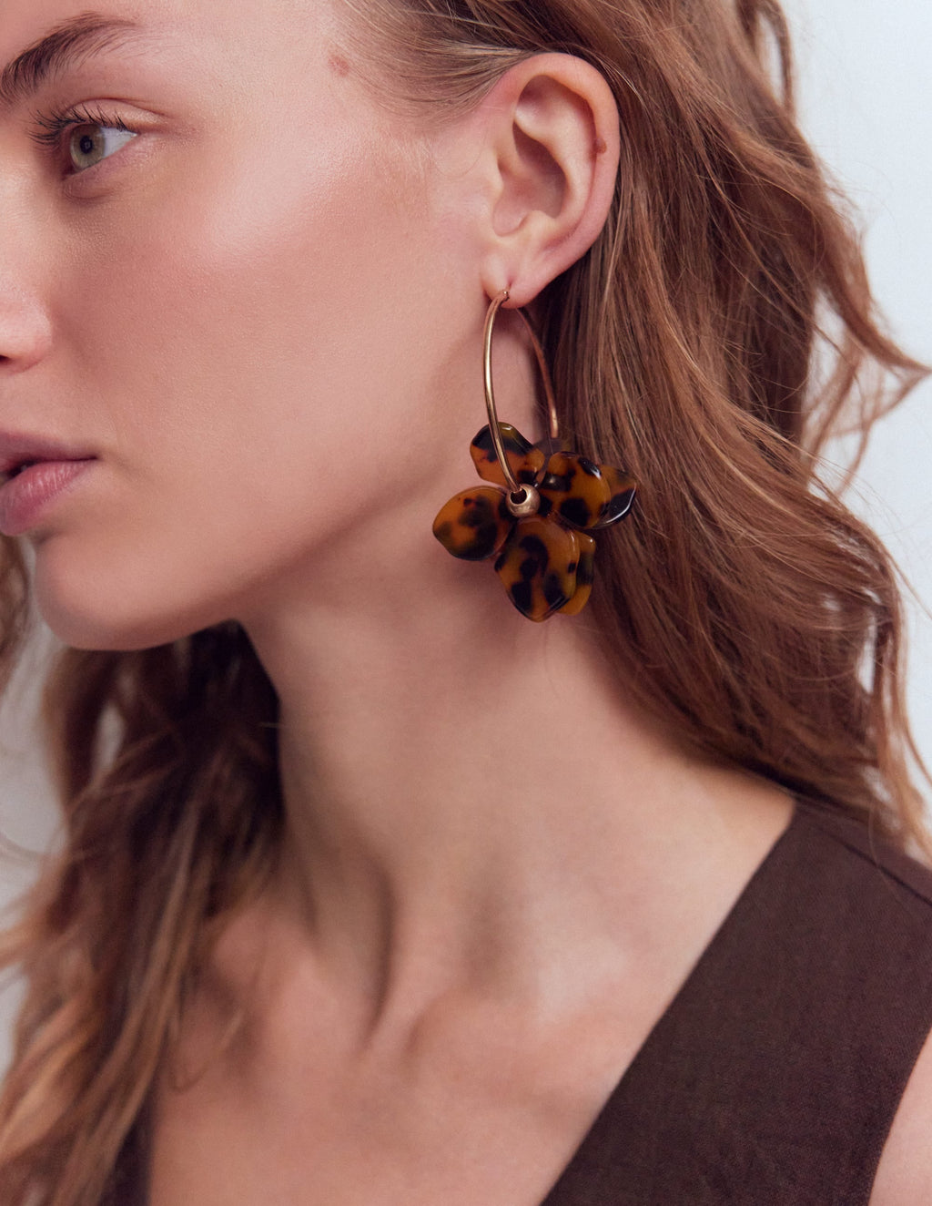 Resin Flower Hoops-Brown Tort