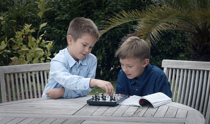 Chess School - Electronic Chess Computer - Chess Computer - Chess-House