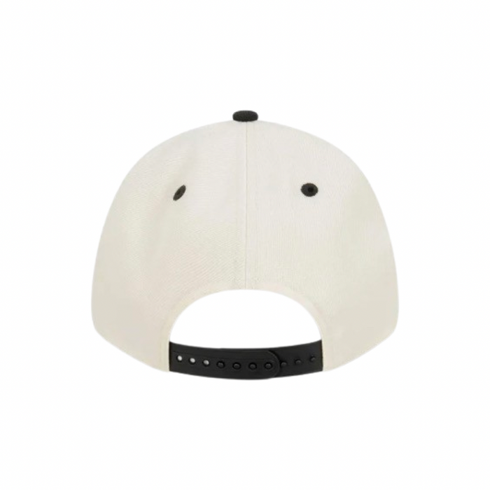 New Era 940 Snapback Two Tone Championship Chicago Bulls White Red Black Cap