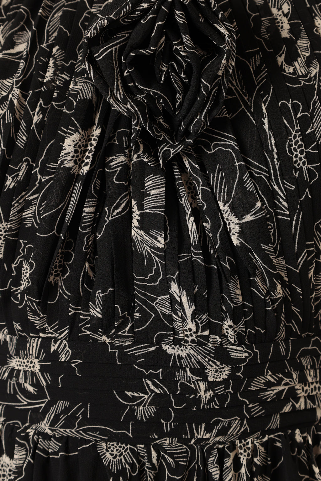 Lennon Halterneck Maxi Dress - Black Floral