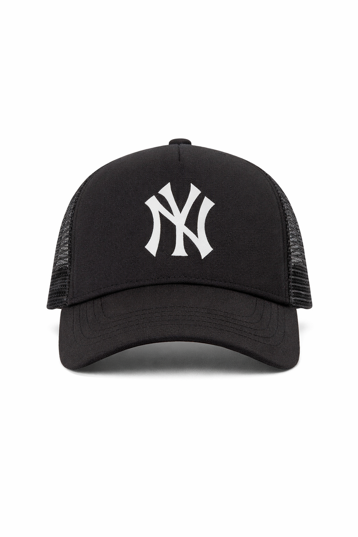 Yankees Trucker Cap - Catch Body Customs